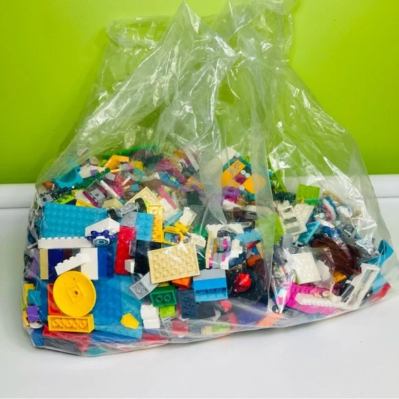 Huge lot bulk of legos Lego parts approx 10LB - Picture 2 of 4